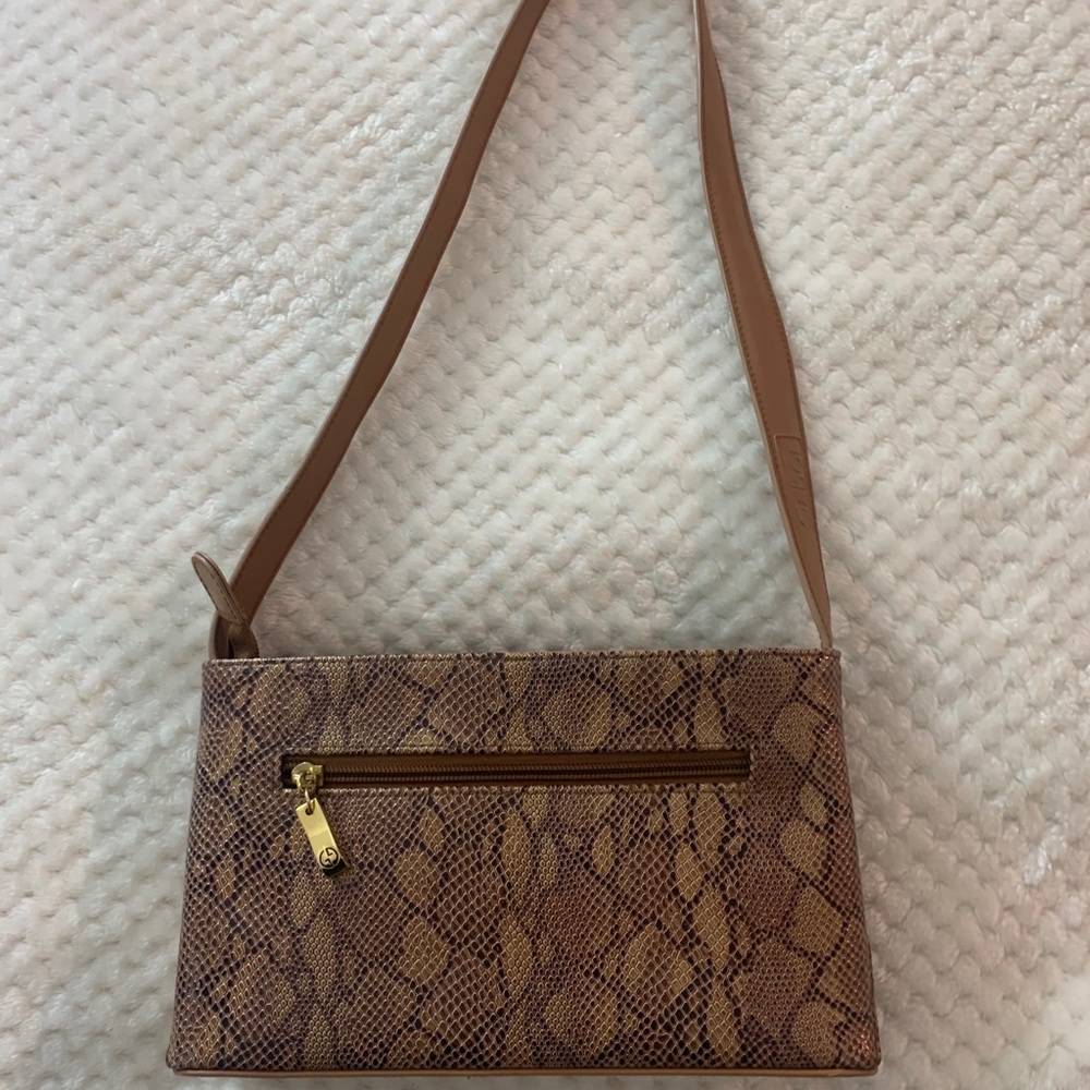 Snakeskin leather vintage shoulder bag